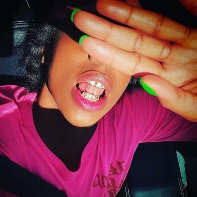 clelia's profile picture