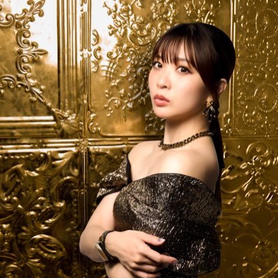 May'n's profile picture
