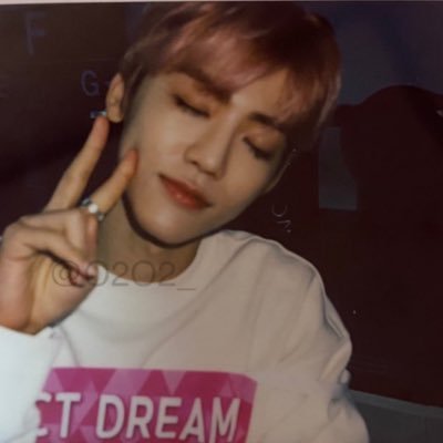 뿅's profile picture