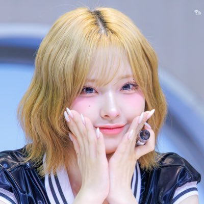 luvWhitePeace's profile picture