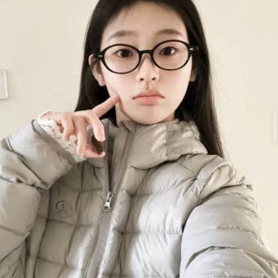ChelseaCla21997's profile picture