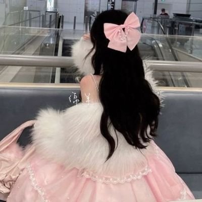 nahlaelsharnoby's profile picture