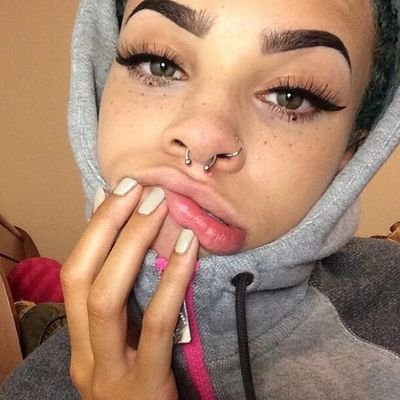 ๐๐๐ฑ ๐๐๐ข's profile picture