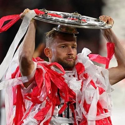 Nico 🔴⚪️'s profile picture