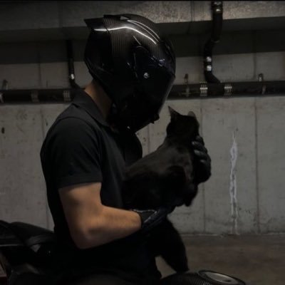 𝐋𝐞𝐨𝐧𝐚𝐫𝐝's profile picture