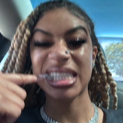 L A I I🩵's profile picture