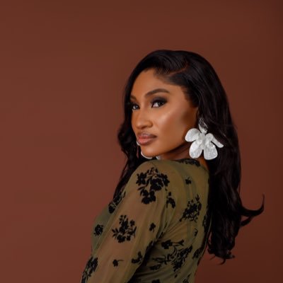 elehooflagos's profile picture