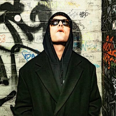 blurromance's profile picture