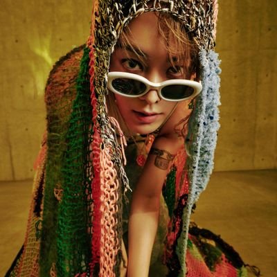 V. #LemonTang's profile picture