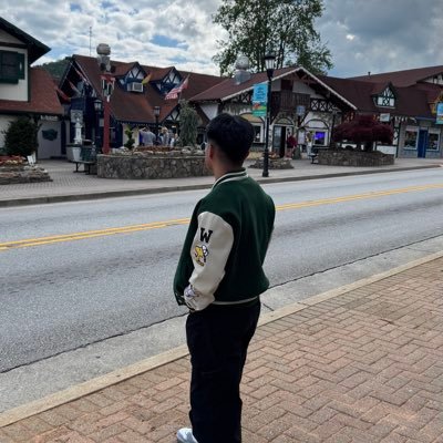 Alejandro :)'s profile picture