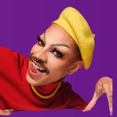 OddlyYvie's profile picture