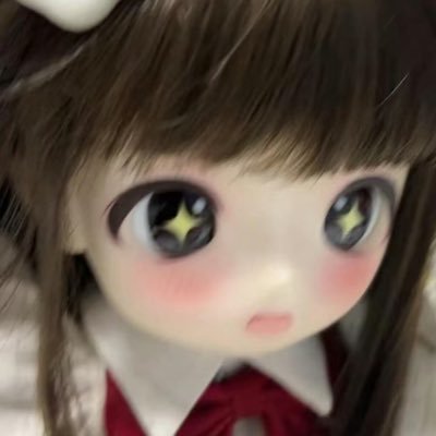 roo8888s's profile picture