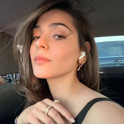 s's profile picture