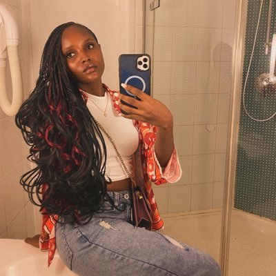 Oluebube🤸🏽♀️'s profile picture