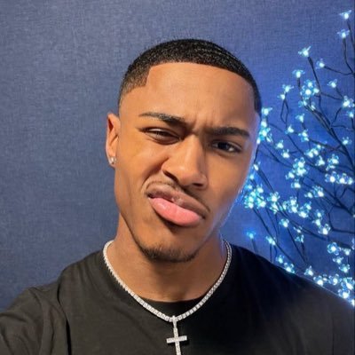 KENTINKRONO MAYOR๐ป's profile picture