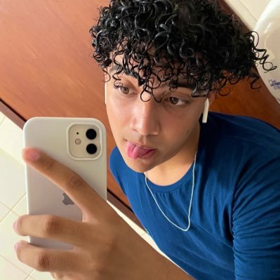 leeeeeevy's profile picture