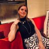 julie ✰'s profile picture