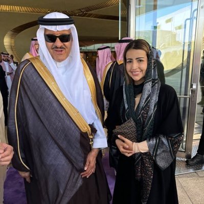 بشاير آل قبوص's profile picture