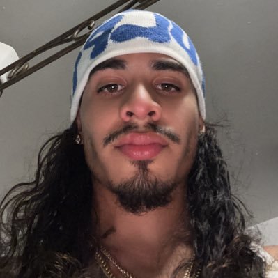 dior's profile picture