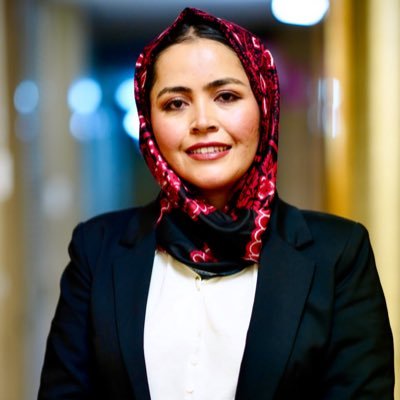 Zohal Azra زحل آزره's profile picture