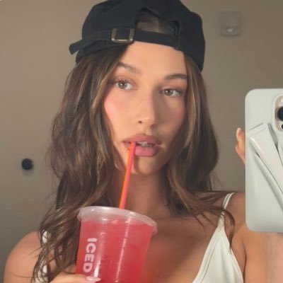 xiwannaB's profile picture