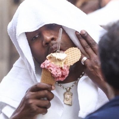 Dee's profile picture