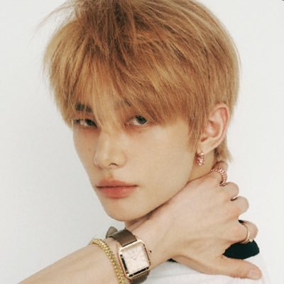 듕's profile picture