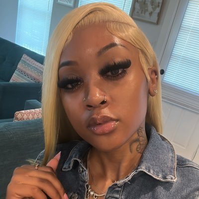 mrsperfecctt's profile picture