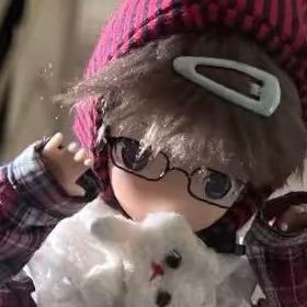 7rlojUoWBYsTdzx's profile picture