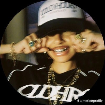 Luvthatshii😝's profile picture