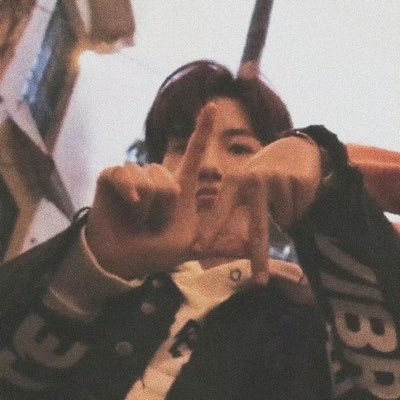 -'s profile picture