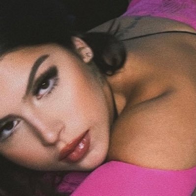ur fav cyber slut 🐍's profile picture