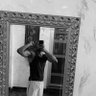 Ndubuisi Ndubueze ็ๅคดๅ