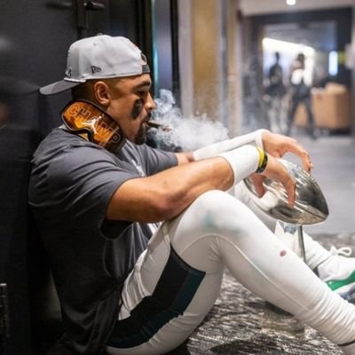 🦅's profile picture