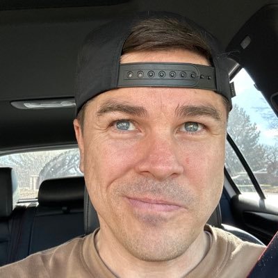 glenwomble's profile picture