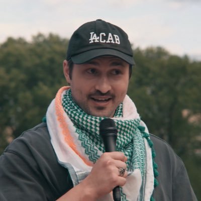 James🔻's profile picture