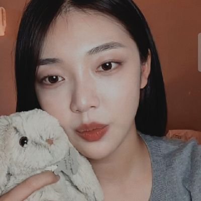 ✧ 키아라🐇🍉's profile picture