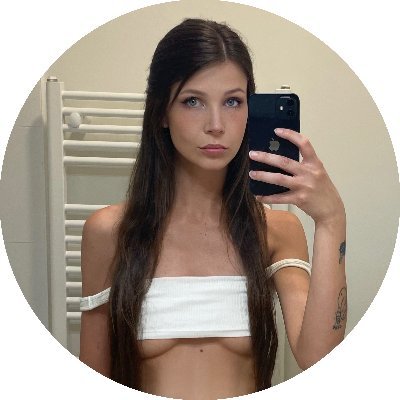 ivy nash's profile picture