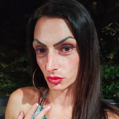 🎀𝓥𝓲𝓬𝓽𝓸𝓻𝓲𝓪 𝓠𝓾𝓲𝓷𝓷🎀's profile picture