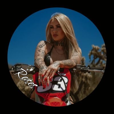MisfitOfRoses's profile picture