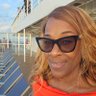 Profilbild von Sharon Henry
