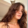 esra's profile picture
