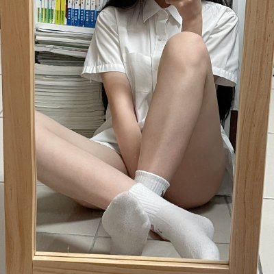 Yun_SmellySocks's profile picture
