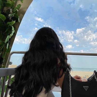 KH's profile picture