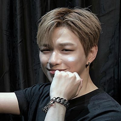 띵로디 강다니엘밖에모르는바보띵로디's profile picture