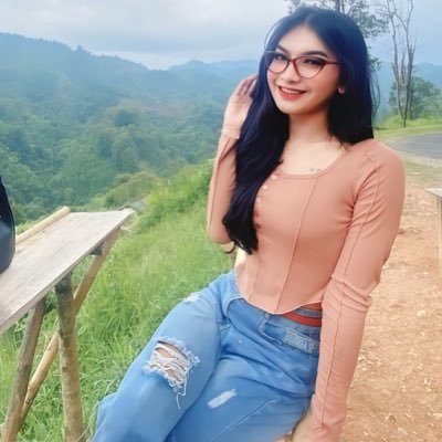 lilbitch52's profile picture