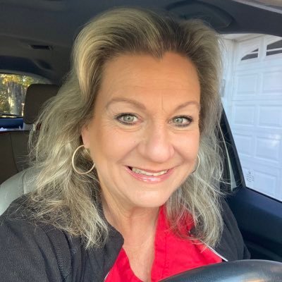 oMonica7's profile picture