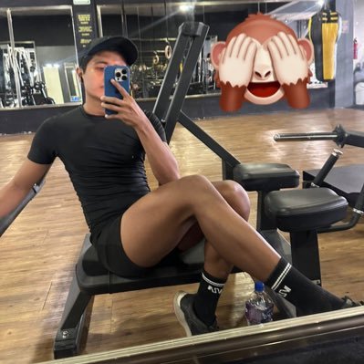 xav_bttm's profile picture