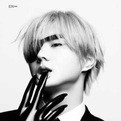 zieee‧₊˚✩彡's profile picture