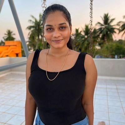 🌬️Priyanka Raj💫's profile picture